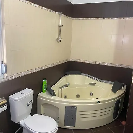 Cactus Coastal: 3-bedroom Ii Appartement