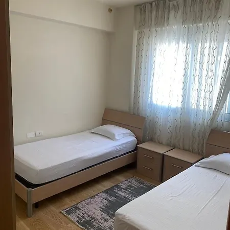 Cactus Coastal: 3-bedroom Ii Avlonya